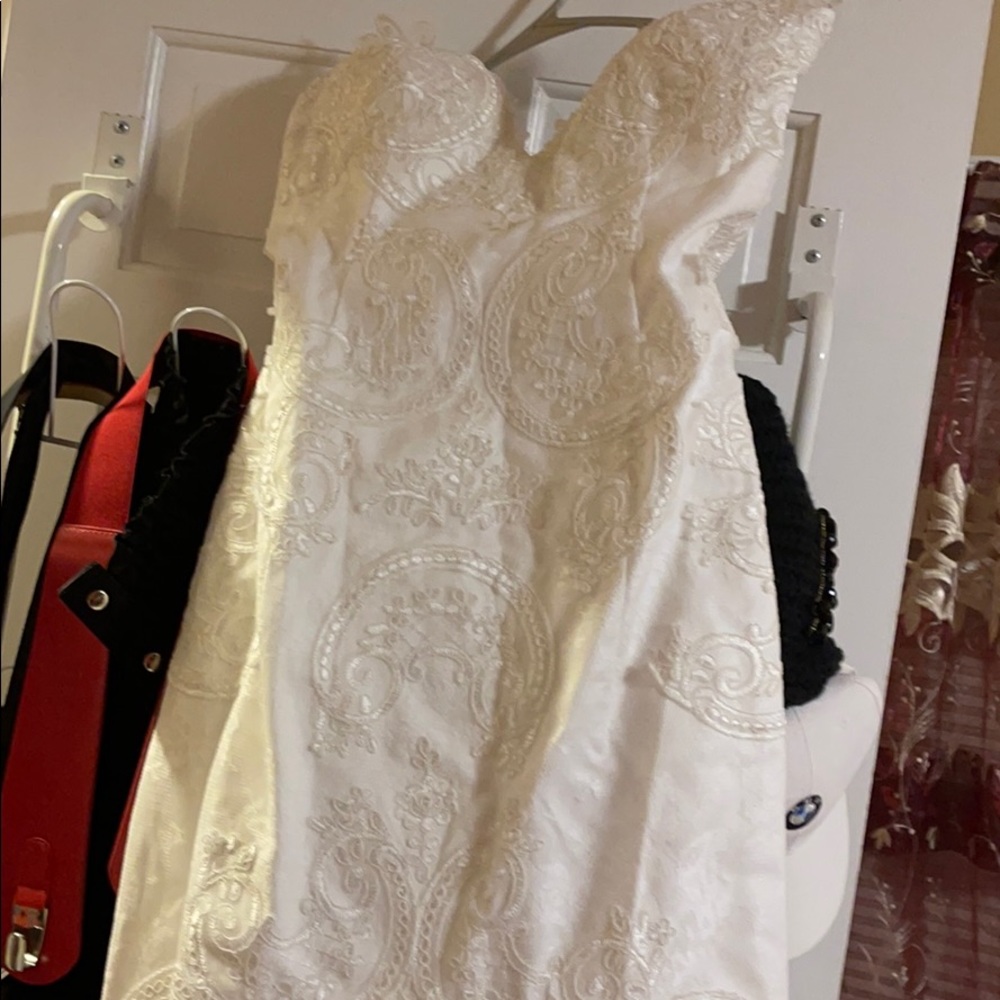 Wedding dress